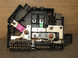 блок предохранителей Mercedes-Benz GLE V167 [рестайлинг] 2024, 2.0 л., дизель, A1675402434