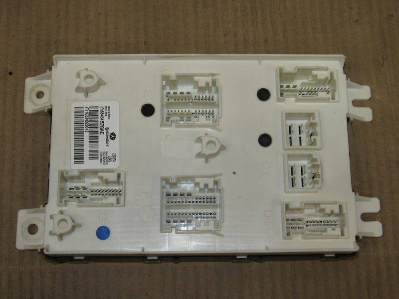 блок SAM Jeep Wrangler 4 поколение 2019, 2.2 л., дизель, P68434570AC - фото №1