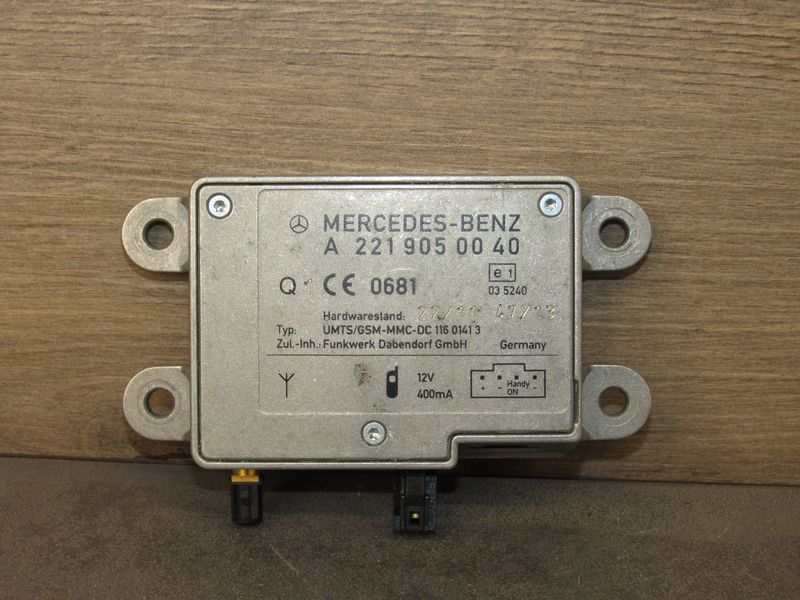 усилитель антенны Mercedes-Benz GL-Класс X166 2014, A2219050040 - фото №1