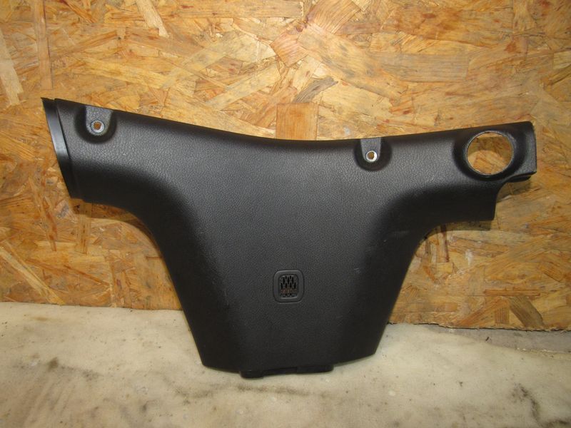 пластик Jeep Wrangler 4 поколение 2021 - фото №1