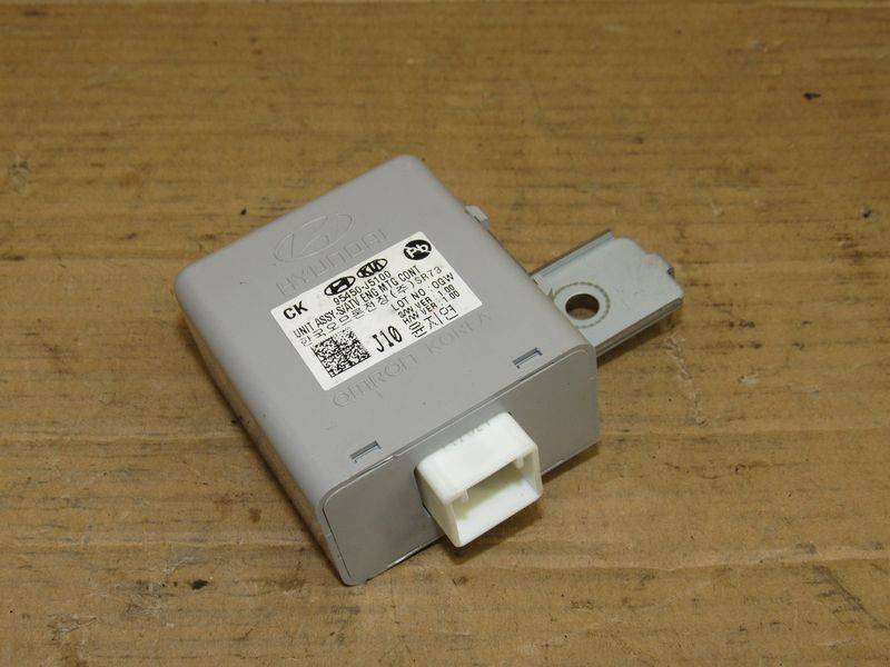 блок управления (другие) Kia Stinger 1 поколение 2022, 2.2 л., дизель, 95450-O5100 - фото №1