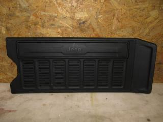 обшивка крышки багажника Jeep Wrangler 4 поколение 2019, 2.2 л., дизель