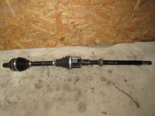 полуось передняя левая (приводной вал, ШРУС) Mercedes-Benz C-Класс W205/S205/C205 2015, 2.2 л., дизель