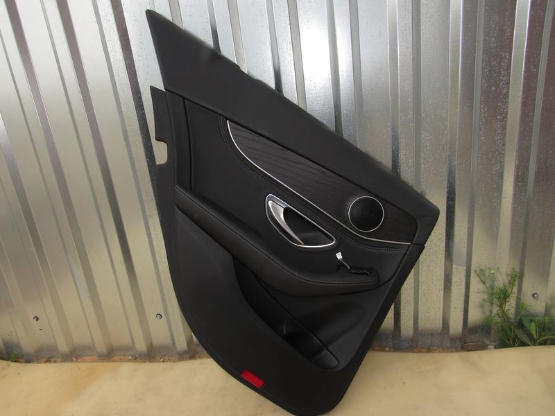 обшивка двери задняя левая Mercedes-Benz C-Класс W205/S205/C205 2015 - фото №1