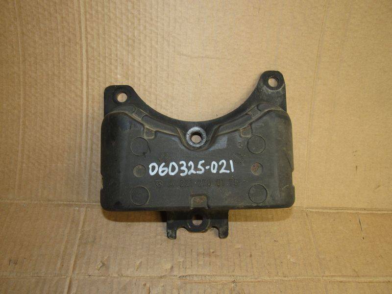 подушка крепления КПП Mercedes-Benz S-Класс W221 2008, A2212700175 - фото №1