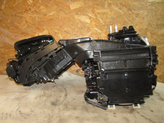 корпус отопителя (печки) Porsche Cayenne PO536 [рестайлинг] 2024, 3.0 л., гибрид, 8B1820005L