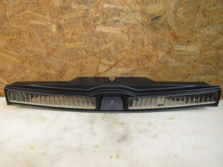 накладка внутренняя на заднюю панель кузова Mercedes-Benz GLE V167 2021, A1676900200