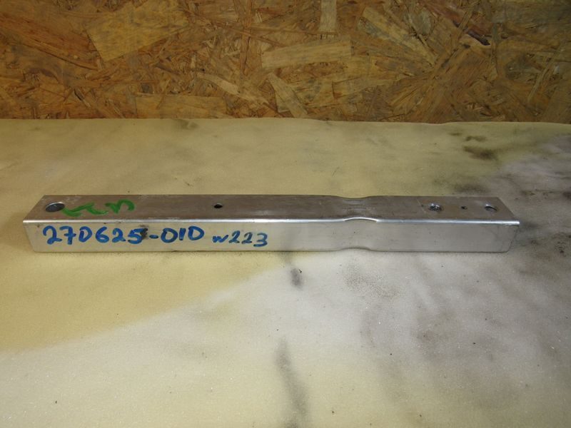распорка кузова Mercedes-Benz S-Класс W223 2021, 4.0 л., дизель, A2236283700 - фото №1