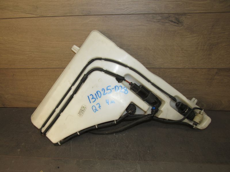 бачок омывателя Audi Q7 4M 2016, 3.0 л., дизель, 4M0955453C - фото №1