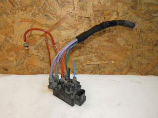 клапана пневмоподвески Audi Q7 4M 2017, 4M0616013A