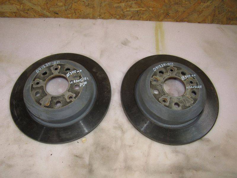 диски тормозные задние Jeep Wrangler 4 поколение 2022, 2.0 л., бензин - фото №1
