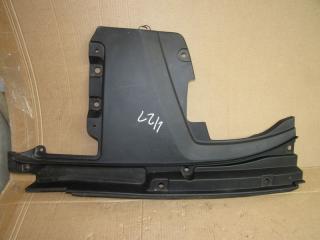 планка под капот Maserati Levante 1 поколение 2018, 3.0 л., бензин, 670042319