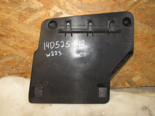 декоративная крышка двигателя Mercedes-Benz S-Класс W223 2021, 4.0 л., дизель, A6560109100