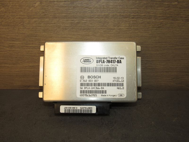 блок управления раздаткой Land Rover Range Rover 4 поколение 2016, DPLA-7H417-BA - фото №1