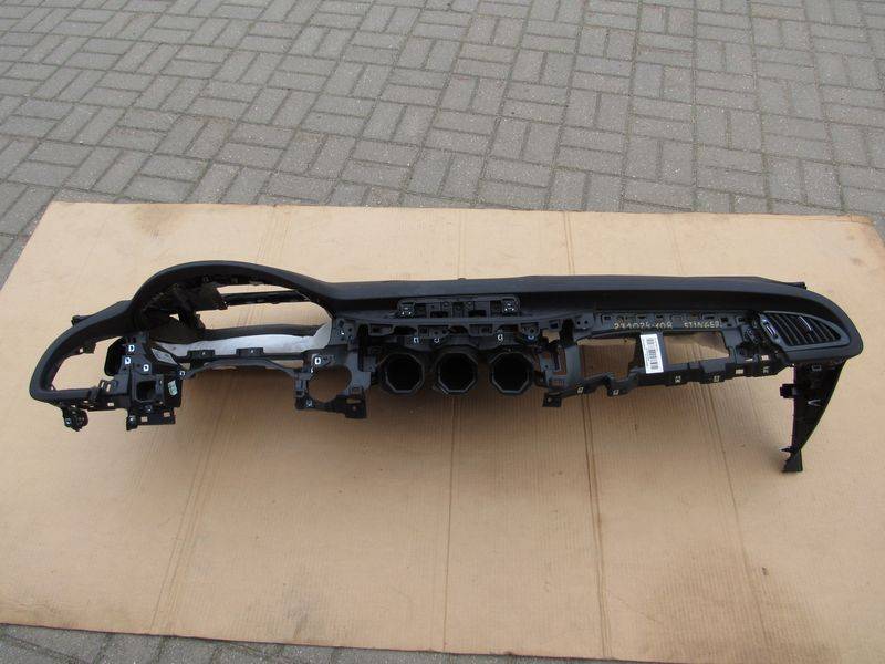 панель передняя салона (торпедо) Kia Stinger 1 поколение 2020, 2.2 л., дизель - фото №1