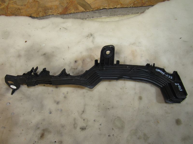 уплотнитель жабо Mercedes-Benz S-Класс W223 2021, 4.0 л., дизель, A2238313400 - фото №1