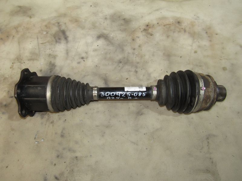 полуось передняя правая (приводной вал, ШРУС) Audi Q7 4M 2017, 4M0407271D - фото №1