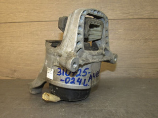 подушка крепления двигателя Audi A4 B9 2019, 2.0 л., бензин, седан, 8W0199371CP