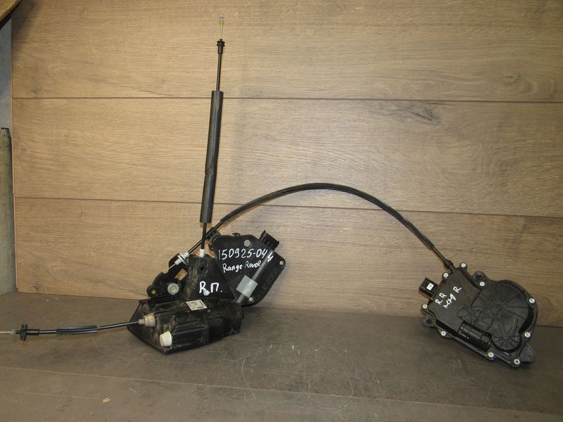 замок двери передней правой Land Rover Range Rover 4 поколение 2016, 3.0 л., дизель, CK52-203A28-AH - фото №1