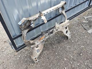балка подвески передняя (подрамник) BMW 3 серия E90/E91/E92/E93 2006, 1.8 л., бензин, МКПП, серебристый металлик, седан, правый руль