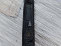 подсветка номера BMW X5 E53 2003, 3.0 л., дизель, черный, внедорожник 5 дв. - фото №3