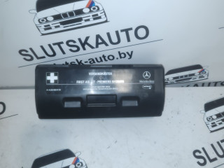 аптечка Mercedes-Benz S-Класс W220 2002, 3.2 л., дизель, АКПП, серебристый металлик, седан, задний привод