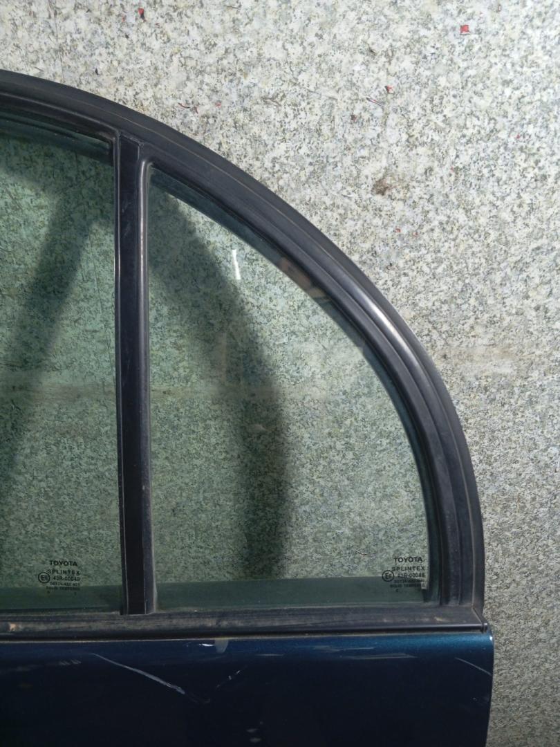стекло двери задней левой Toyota Carina E 1 поколение (1992 - 1998), седан - фото №1