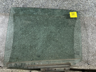 стекло двери задней левой Toyota Yaris XP9 (2005 - 2009), хетчбэк 5 дв.