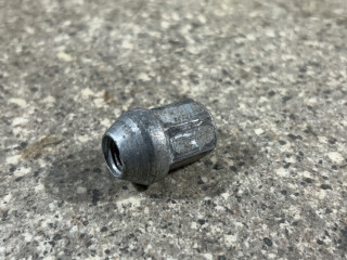 гайка колесная Hyundai Accent 4 поколение (RB) (2010 - 2017), седан