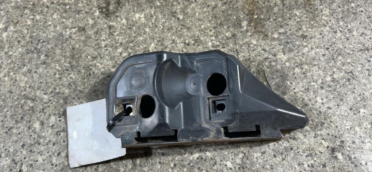 Крепление бампера переднего Volvo S40 2 поколение (2004 - 2007), 30655874 - фото №1