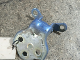 петля двери Chevrolet Lacetti 1 поколение 2004