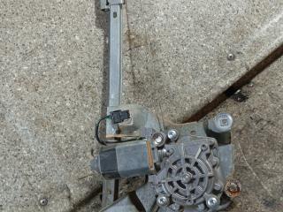 стеклоподъемник задний левый Audi A6 4A/C4 (1994 - 1997)