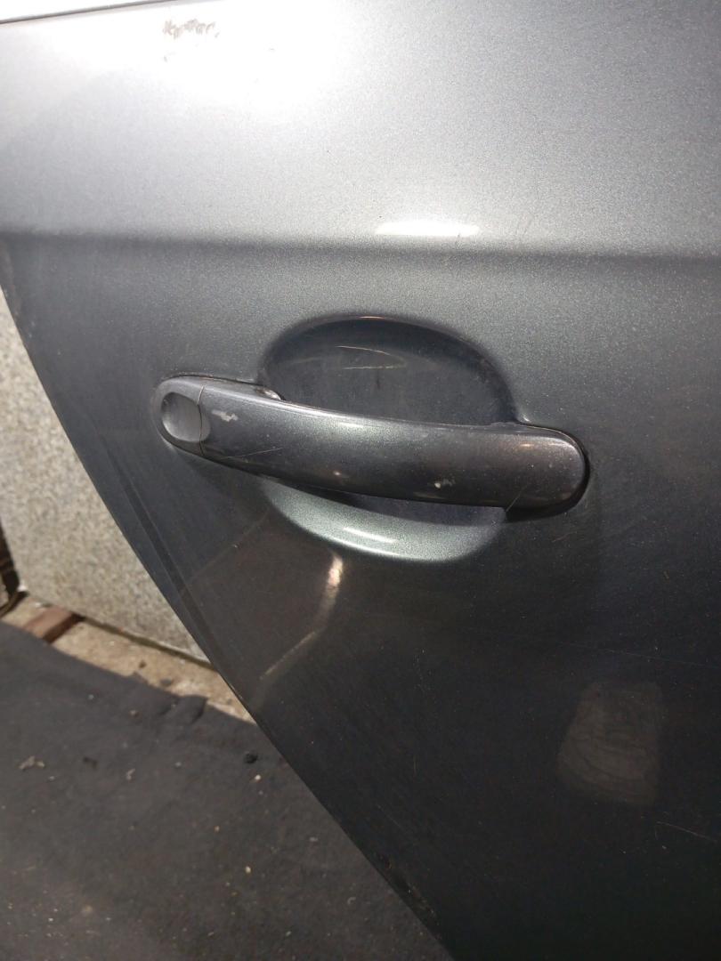 ручка наружная задняя правая Volkswagen Jetta 5 поколение (2005 - 2011), седан - фото №1