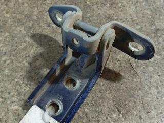 петля двери Hyundai Santa Fe 2 поколение (CM) (2005 - 2010)