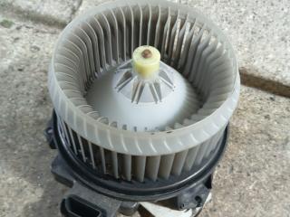 моторчик печки Toyota Verso 1 поколение [рестайлинг] (2012 - 2015), AV2727008104