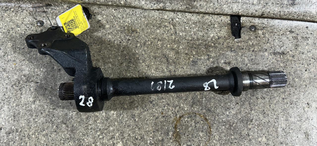 полуось передняя правая (приводной вал, ШРУС) Mazda 626 GF (1997 - 1999), 2.0 л., TD, RF-2A, дизель, МКПП - фото №1