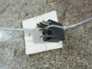 реле (прочие) Renault Scenic RX4 1 поколение (1996 - 1999), 1.9 л., F9Q 740, дизель, МКПП, полный привод, 7700414484