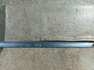 молдинг двери передней правой Mercedes-Benz C-Класс W203/S203/CL203 (2000 - 2004), седан