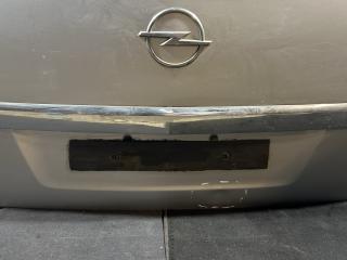 накладка подсветки номера Opel Zafira 2 поколение (B) (2005 - 2008)
