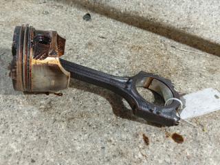 поршень Volkswagen Golf 4 поколение (1997 - 2006), 1.4 л., i, APE, бензин, 5МКПП