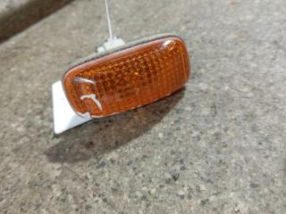 повторитель поворота на крыле правый Nissan Primera P11 (1996 - 2000), 261602F000