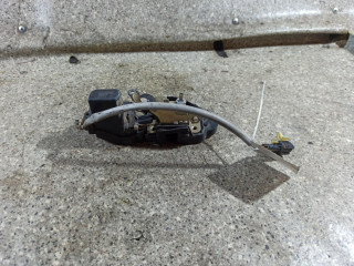 замок двери передней правой Kia Carens 1 поколение (1999 - 2002)