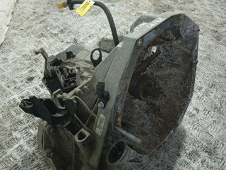 КПП механическая (МКПП) Renault Megane 2 поколение [рестайлинг] (2006 - 2012), 1.5 л., DCi, K9K 724, дизель, МКПП, JB5147