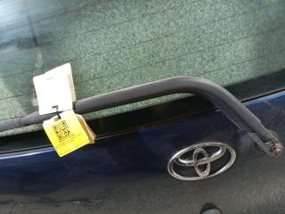 щеткодержатель задний Toyota Yaris P1 [рестайлинг] (2003 - 2005)