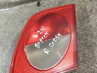 фонарь крышки багажника правый Mercedes-Benz E-Класс W210/S210 (1995 - 1999), седан