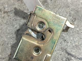 замок двери передней правой Volkswagen Passat B3 (1988 - 1997), 357837016