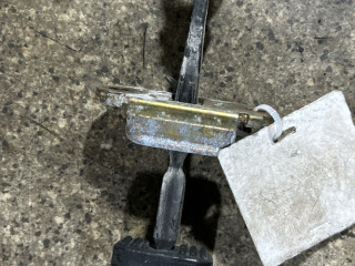 ограничитель открывания двери Honda Civic 8 поколение 2006