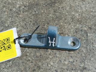 петля двери Mercedes-Benz C-Класс W203/S203/CL203 (2000 - 2004), седан