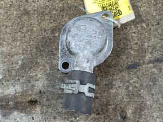 фланец (тройник) системы охлаждения Opel Zafira 1 поколение (A) [рестайлинг] (2003 - 2006), 2.0 л., DTi, Y 20 DTH, дизель, АКПП, 90573185