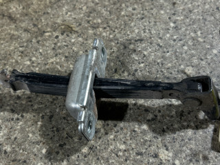 ограничитель открывания двери Hyundai i30 GD (2012 - 2015), хетчбэк 5 дв.